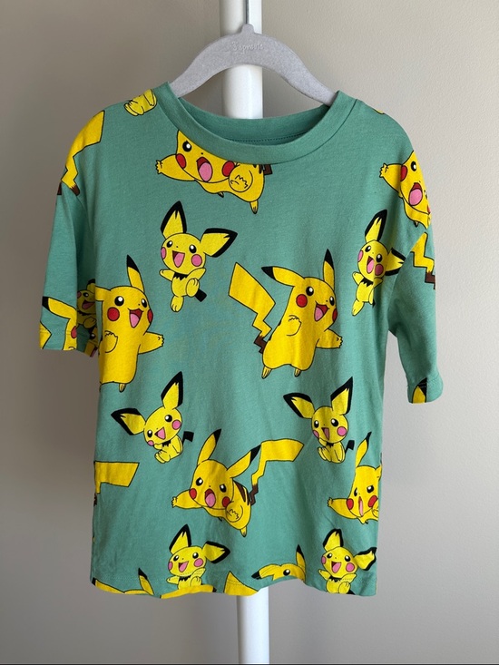 H&M Other - H&M x Pokémon Short Sleeve Pikachu T-Shirt Size 6